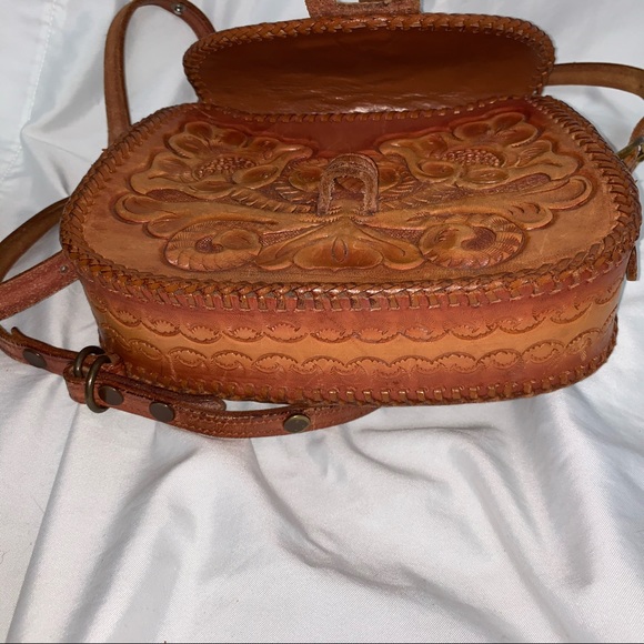 Beautiful Lifton’s hand tooled vintage purse - Picture 4 of 8